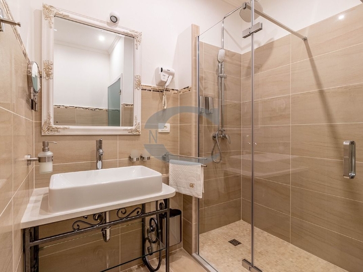 1S stan za najam na samome Korzu, samo u Consensusu!