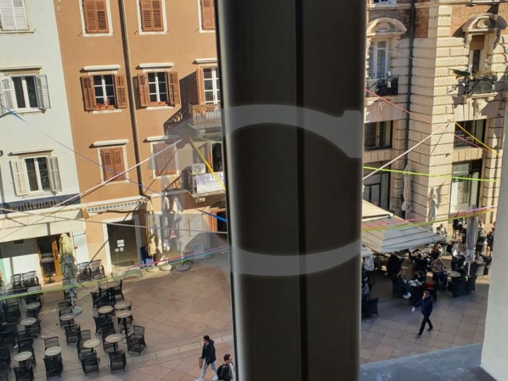 1S stan za najam na samome Korzu, samo u Consensusu!