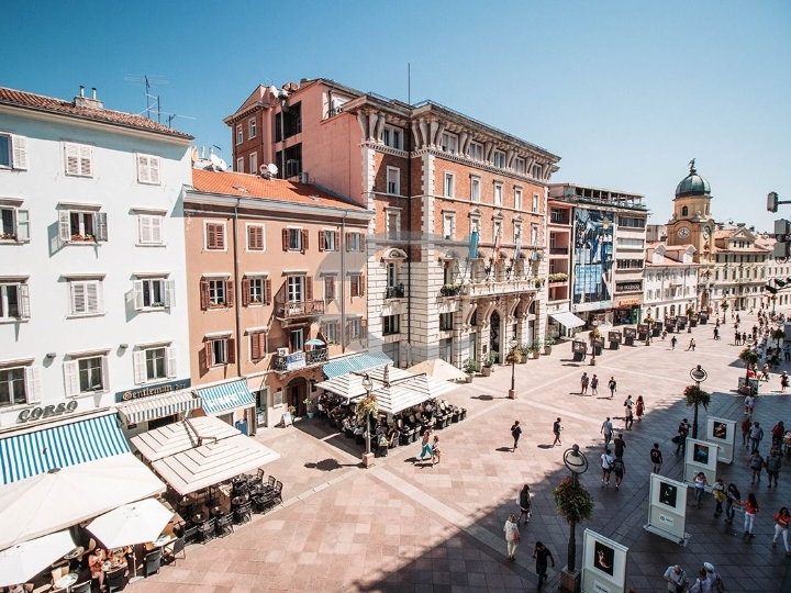 1S stan za najam na samome Korzu, samo u Consensusu!