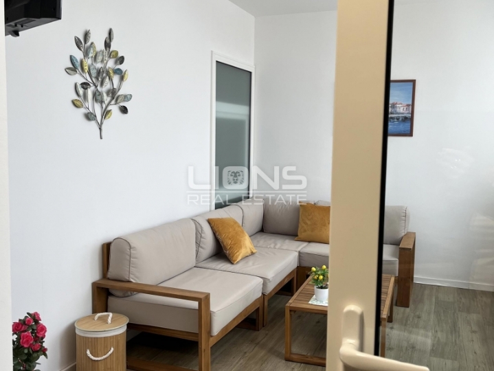 Crikvenica, Centar, 70 m2, 2 stambene jedinice, pogled na more