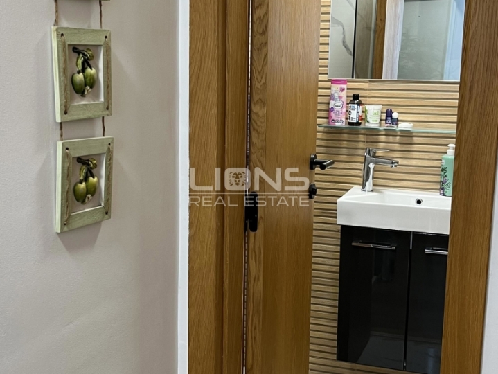 Crikvenica, Centar, 70 m2, 2 stambene jedinice, pogled na more