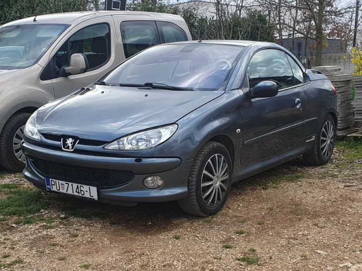 Peugeot 206 cc 1.6 hdi