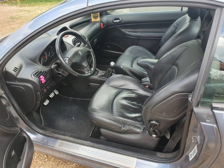 Peugeot 206 cc 1.6 hdi