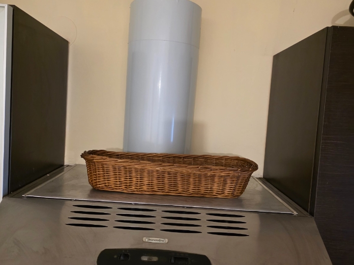 Kuhinja sa svim el. uređajima