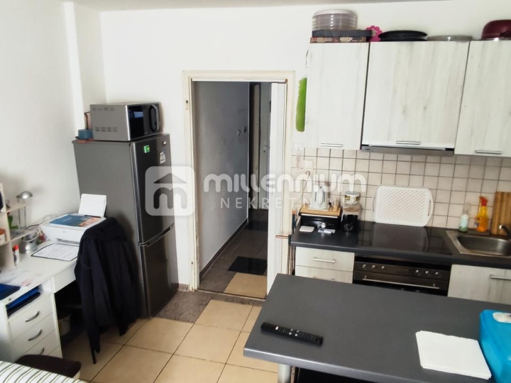 Donji Zamet, 28.76m2, jednosobni stan s terasom