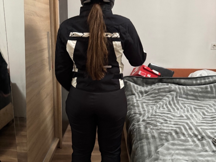 Prodajem komplet opremu za motor