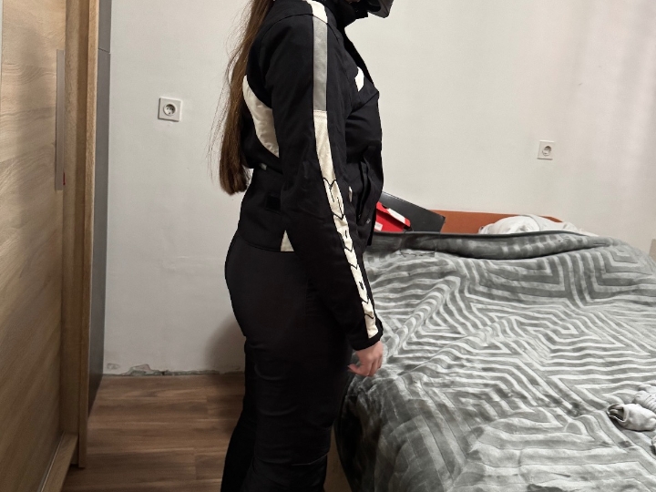 Prodajem komplet opremu za motor