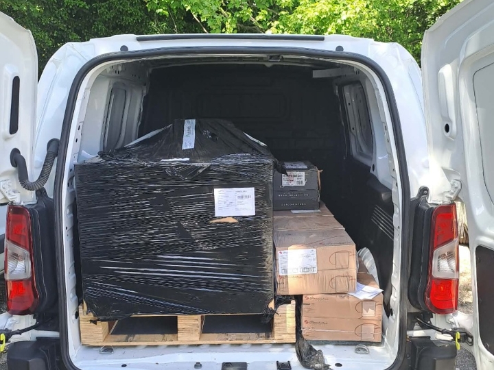 Kupili ste u IKEA-i ili Bauhausu, a ne stane u auto? Dostava isti dan!