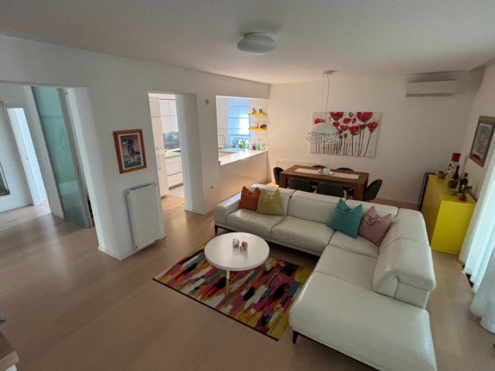 Stan: Rijeka, Donja Vežica 183.44 m2