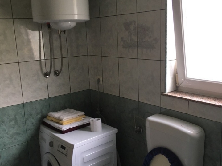 Marčelji, iznajmljujem stan