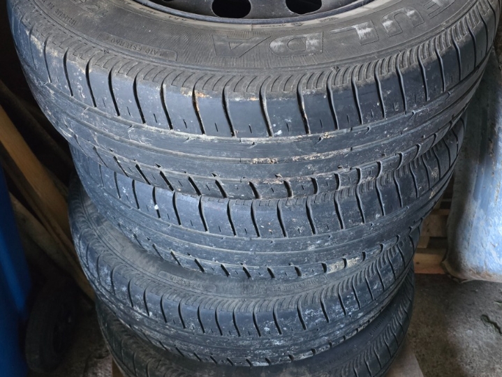 VW Golf 4 1,6 benzin  - 2.vlasnik