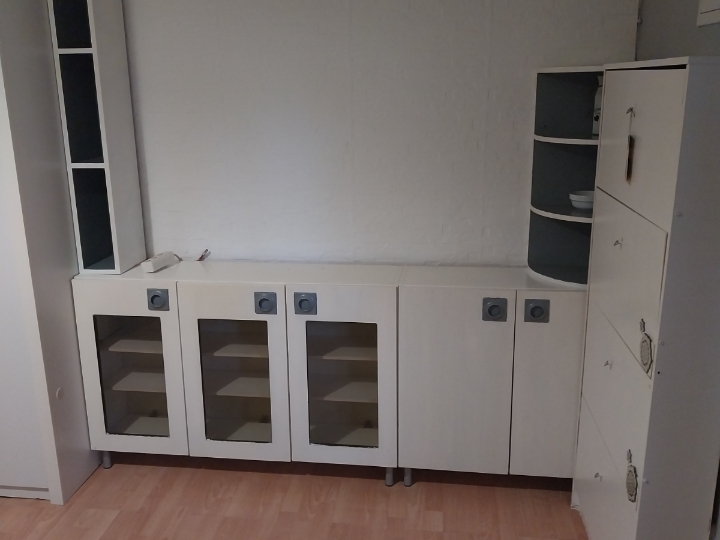 Gornja Drenova, garsonijera