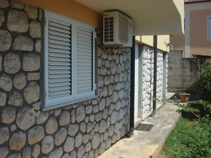 Jednosobni u Kostreni Sveta Lucija