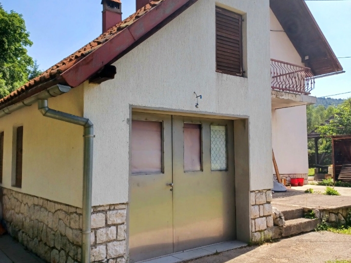 Prodaja kuće u Gorskom kotaru