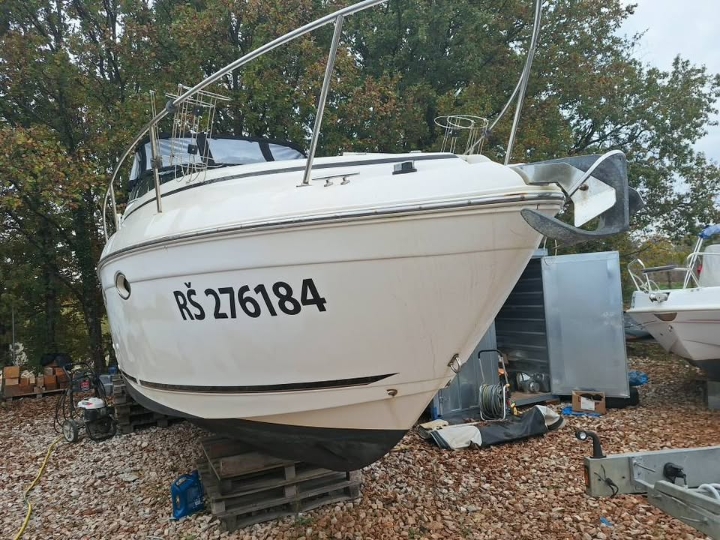 Rinker dužine 9 m