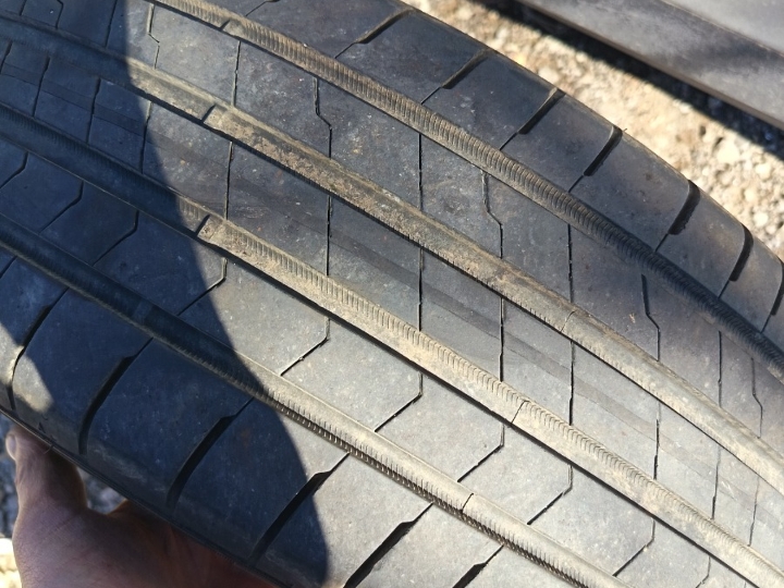 Prodajem ljetne gume