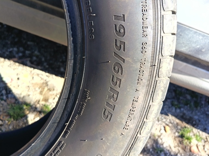 Prodajem ljetne gume