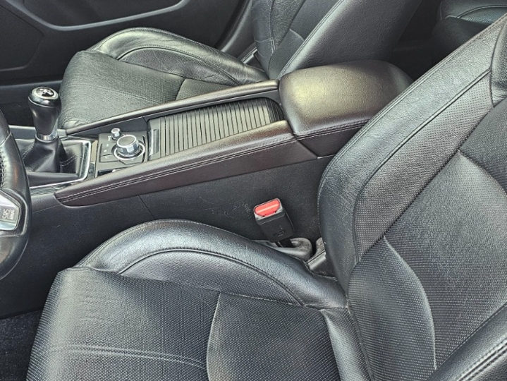 Mazda 3 Gt / Revolution