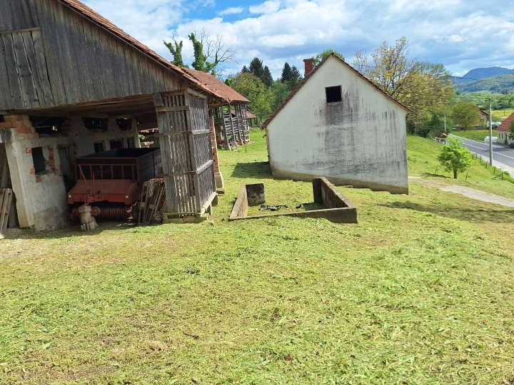 35.000 € kuća + 5.000 m2 okućnice