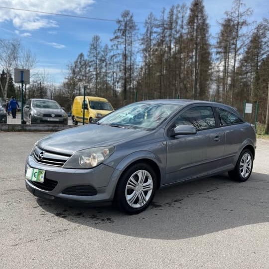 Opel Astra 1.7 DTH GTC