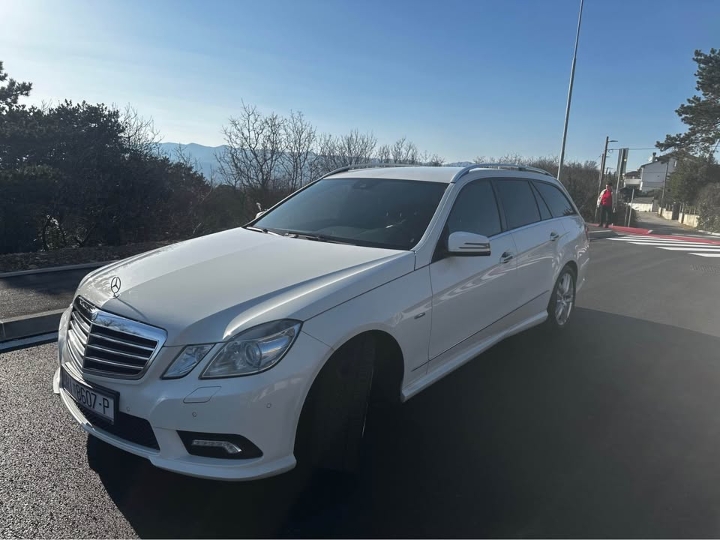 Mercedes-Benz E 350 CDI 4MATIC AMG Line paket