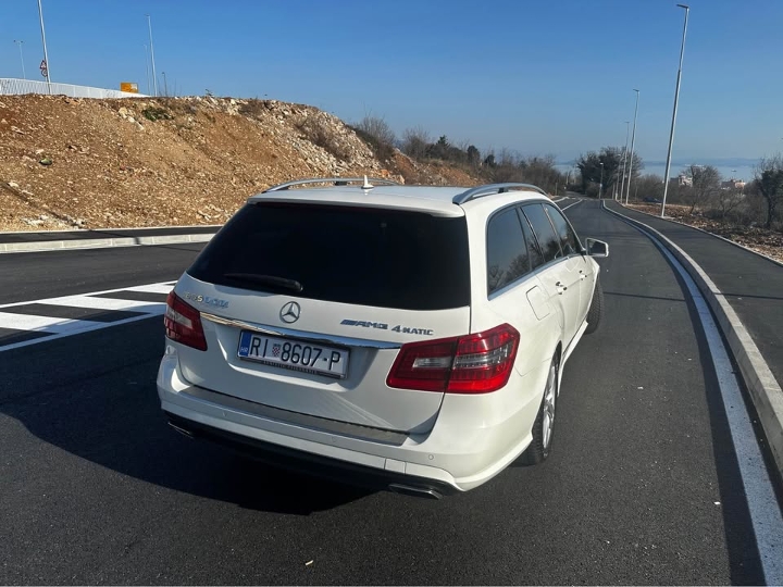 Mercedes-Benz E 350 CDI 4MATIC AMG Line paket