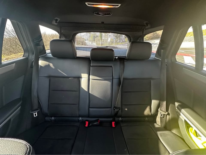 Mercedes-Benz E 350 CDI 4MATIC AMG Line paket