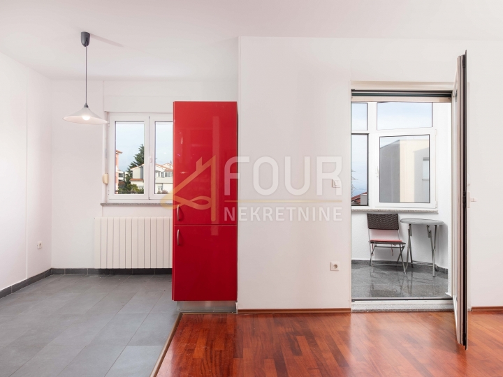 Donja Drenova, 61.01m2, 2S+DB, terasa, samo kod nas!