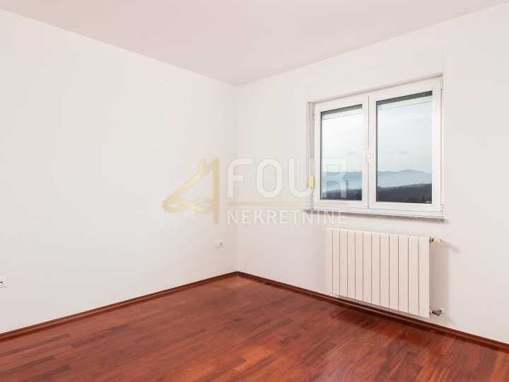 Donja Drenova, 61.01m2, 2S+DB, terasa, samo kod nas!