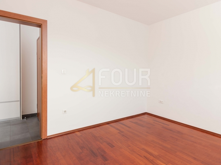 Donja Drenova, 61.01m2, 2S+DB, terasa, samo kod nas!