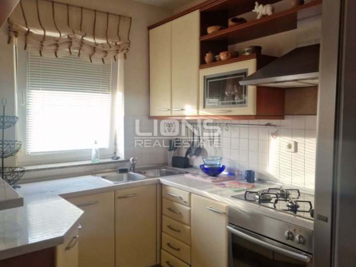 Rešetari, Kastav, 2S+DB, 80 m2 - privatni parking!