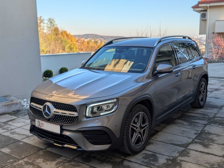 Mercedes GLB 200d 4x4 AMG, kao nov!