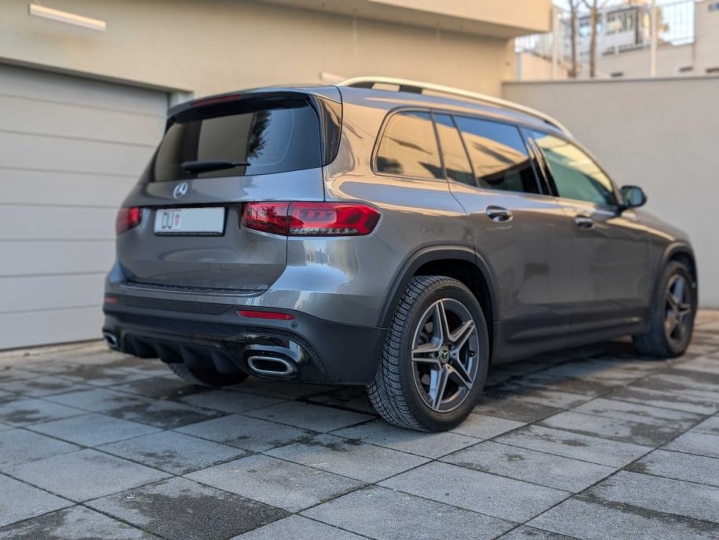 Mercedes GLB 200d 4x4 AMG, kao nov!