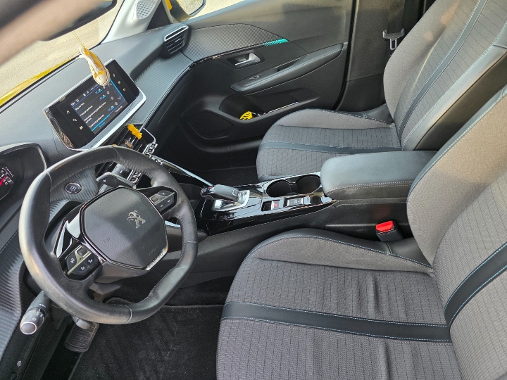 Peugeot 208 Allure, 1.2 Automatic