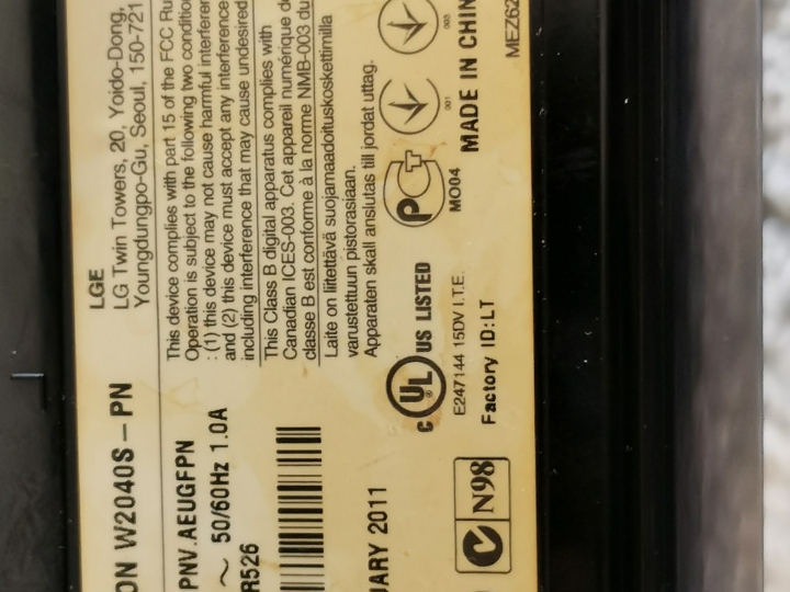 LG monitor s tipkovnicom