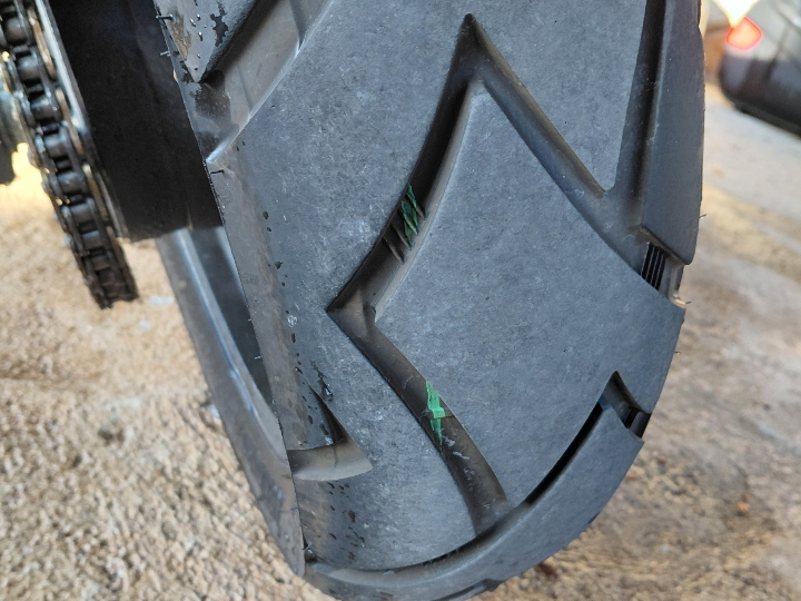 Hitno! Suzuki DL1000