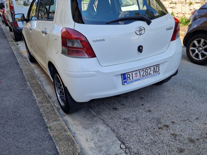 Yaris 1.4 D4D, HR auto, reg. do 03./27.