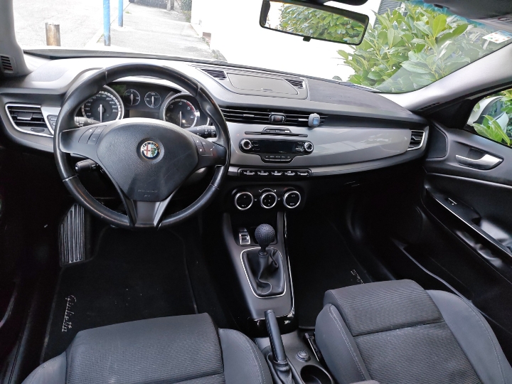 Alfa Giulietta 1.6 JTDm-2