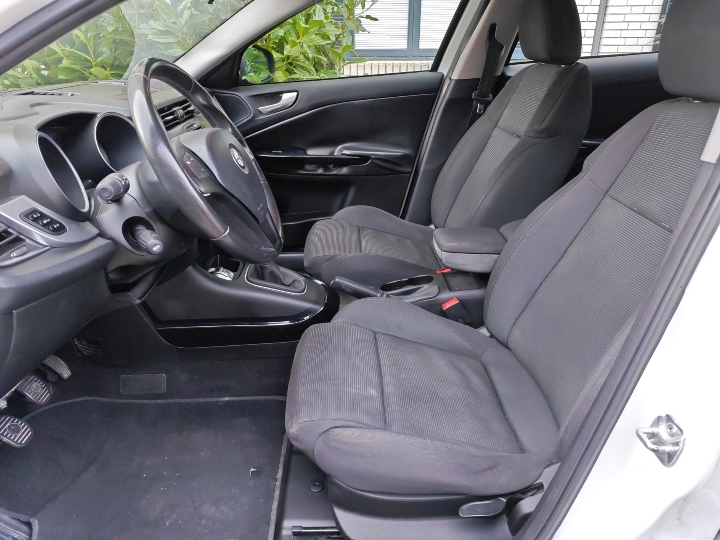 Alfa Giulietta 1.6 JTDm-2