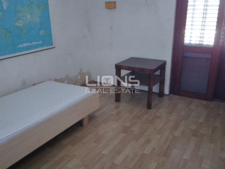 Mošćenička Draga, kuća na moru, pogled na Kvarner, 120 m2