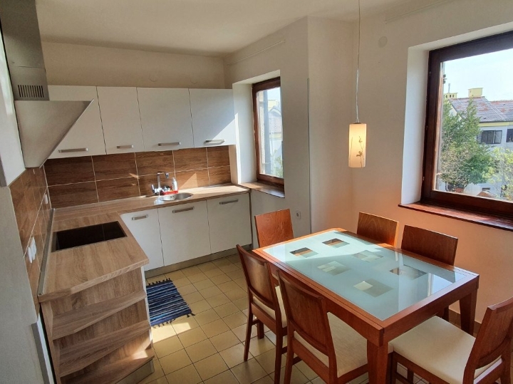 Stan Rešetari Kastav najam