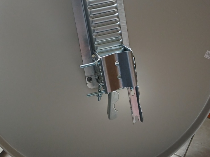 Satelitska antena i sat. prijamnici