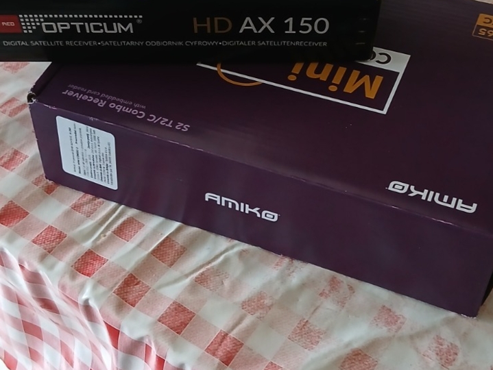 Satelitska antena i sat. prijamnici