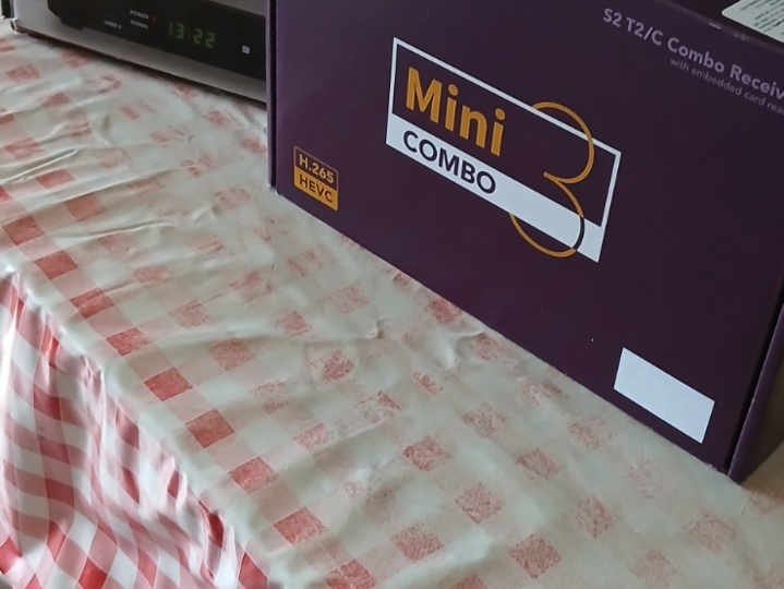 Satelitska antena i sat. prijamnici