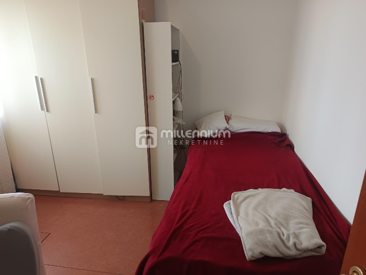 Marčelji, 34.91m2, 1S+DB s okućnicom i parkingom