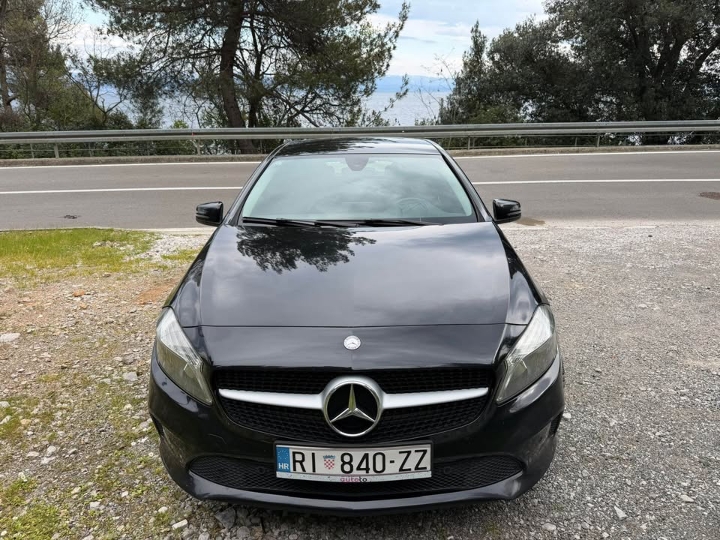 Mercedes Benz A klasa A180