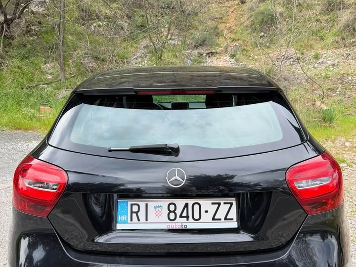 Mercedes Benz A klasa A180