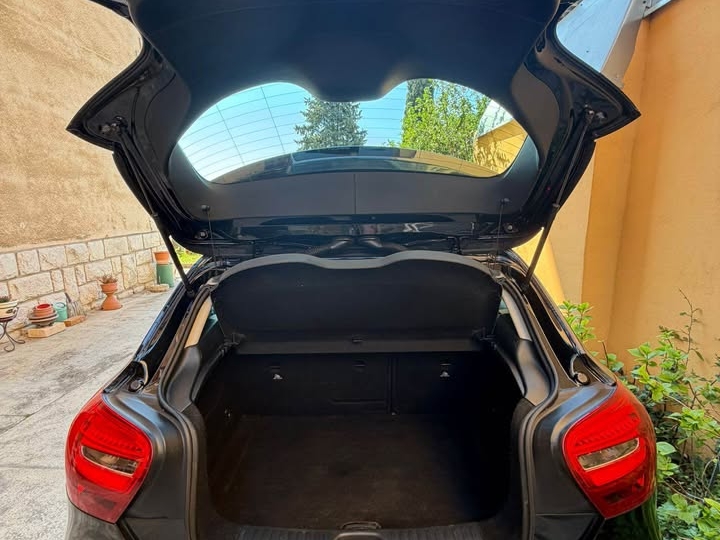 Mercedes Benz A klasa A180