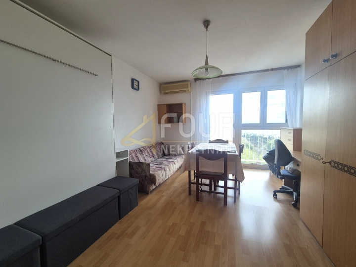 Rijeka, Donji Zamet, 22.21m2, garsonijera, pogled na more