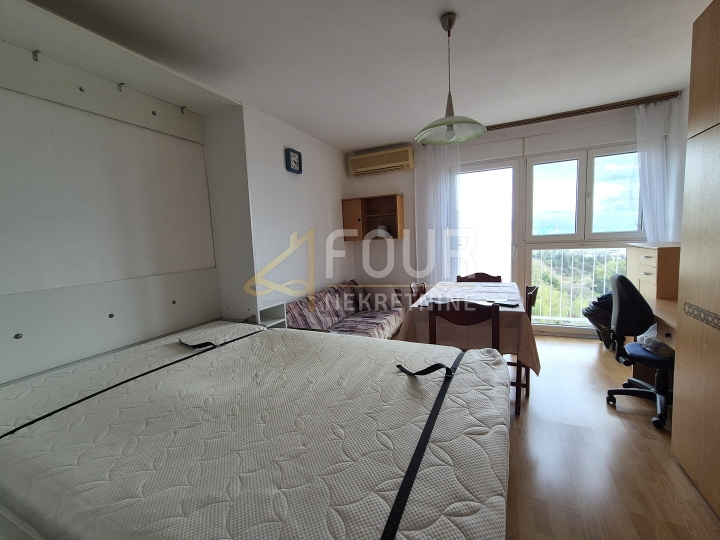 Rijeka, Donji Zamet, 22.21m2, garsonijera, pogled na more